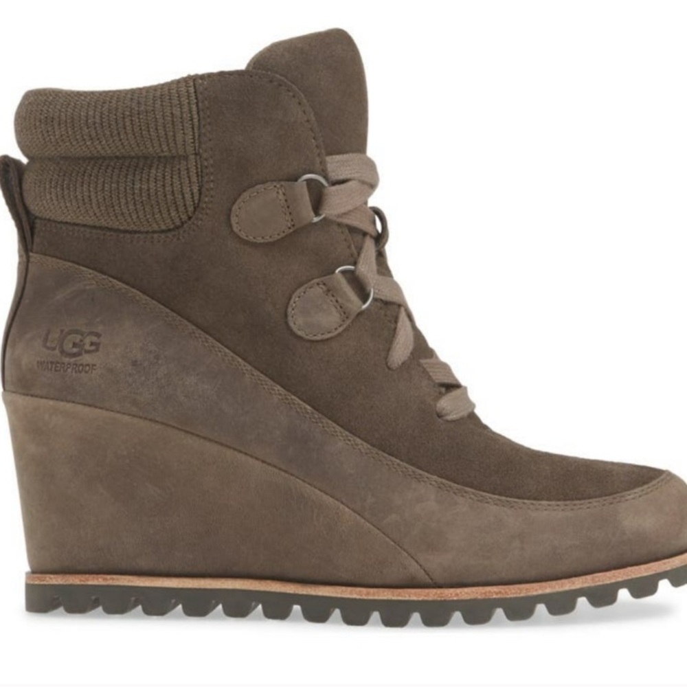 Ugg Kriston Wedge boots
